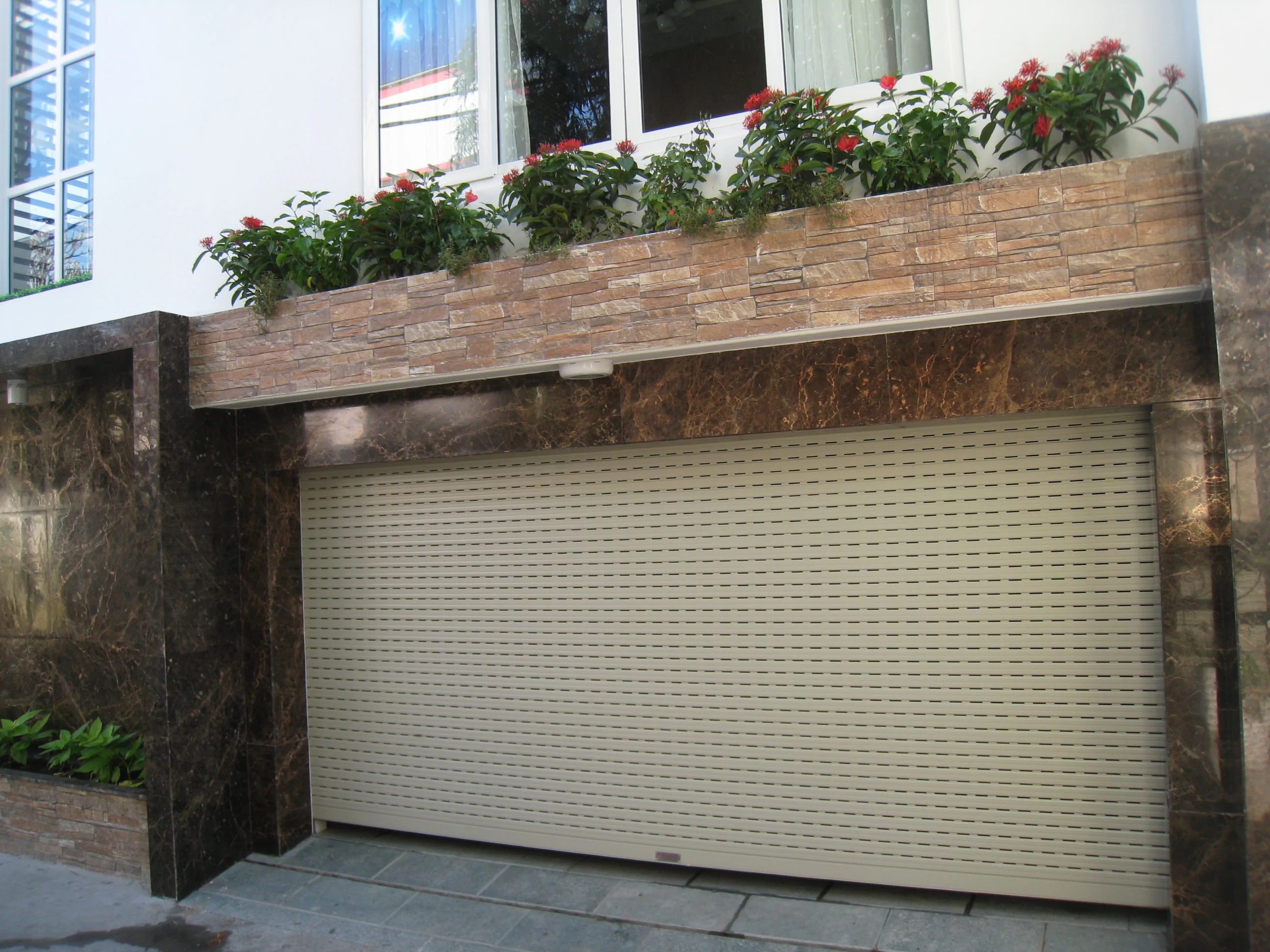 Biến động về thị trường cửa cuốn tại Biên Hoà, Đồng Nai