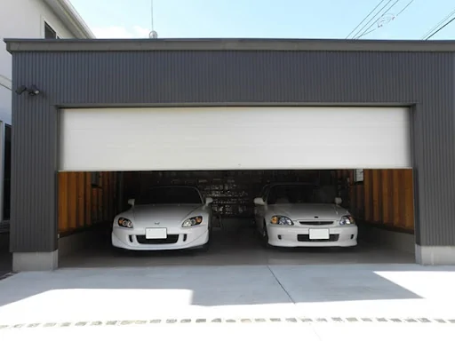 Lắp đặt cửa cuốn Austdoor A48I ở đâu giá tốt?